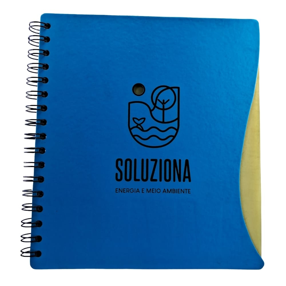 CADERNO QUADRADO COM RECORTE E VAZADO